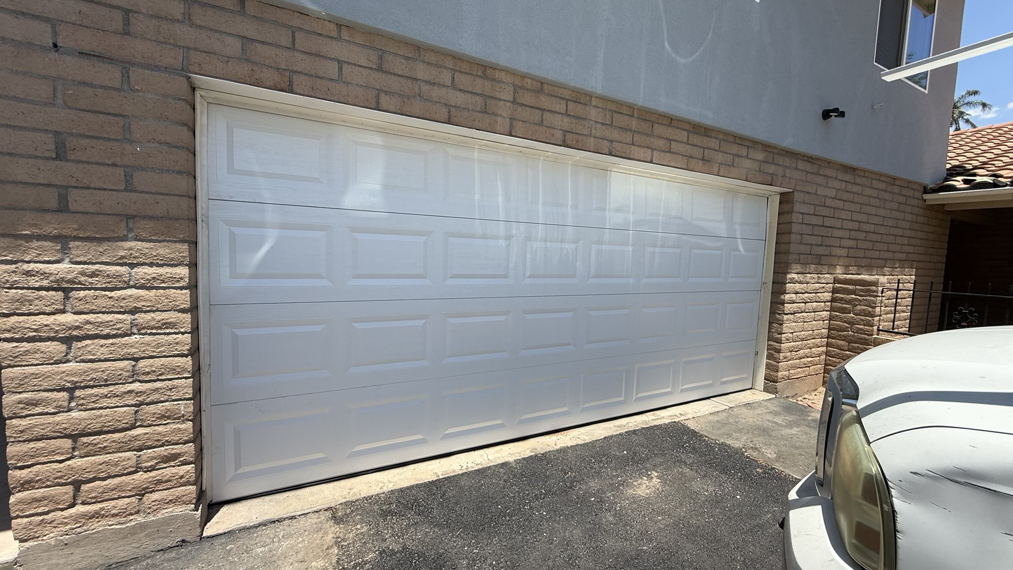 New Garage Door Installation in Oro Valley AZ